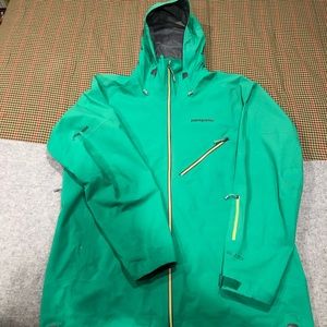 Patagonia Untracked Jacket Tumble Green